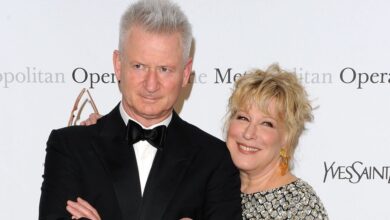 Bette Midler and husband haven't shared a bedroom in 40 years