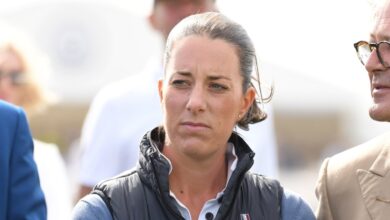 Equestrian athlete Charlotte Dujardin must not participate in the Olympic Games after alleged horse abuse