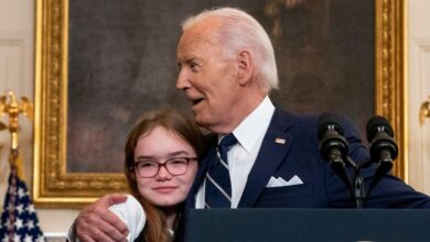 Biden tells daughter of released prisoner, 12: 'No serious guys until you're 30'