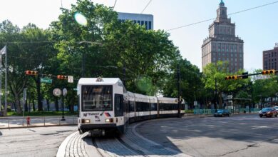 New Jersey Offers Free Train Rides For A Week To Make It Up For Recent Delays