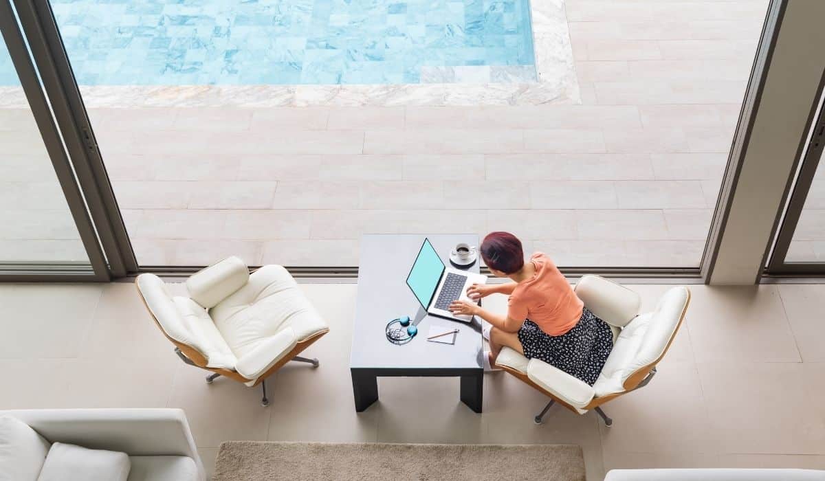 American Digital Nomads Blamed For Gentrification In Different Countries