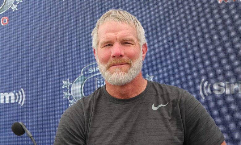 Brett Favre reveals Parkinson's diagnosis