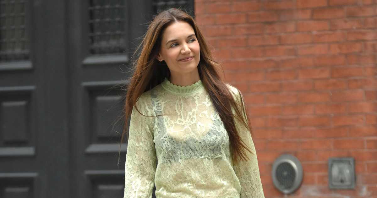 Channel Katie Holmes' fall fashion with these silver flats
