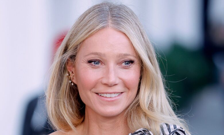 Gwyneth Paltrow celebrates 6th wedding anniversary with sexy photo