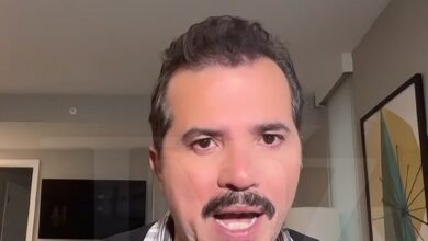 John Leguizamo says Kamala Harris needs endorsement from Latino celebrities to get elected