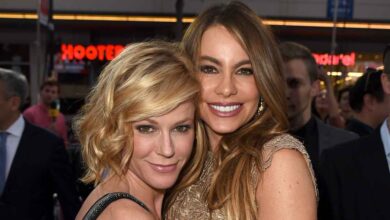 Julie Bowen reveals costar Sofia Vergara's daring gift for the modern family