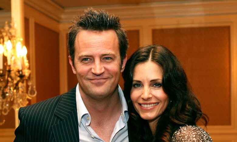 Matthew Perry and Courteney Cox's friendship through the years