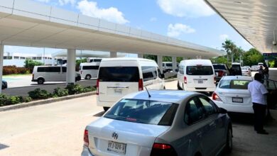 New Protests Against Uber Block Cancun’s International Airport Entrance