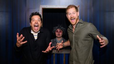 Prince Harry gets scared in Jimmy Fallon's spooky 'Tonightmares' maze