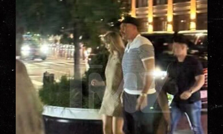 Taylor Swift and Travis Kelce have dinner in New York after the US open date