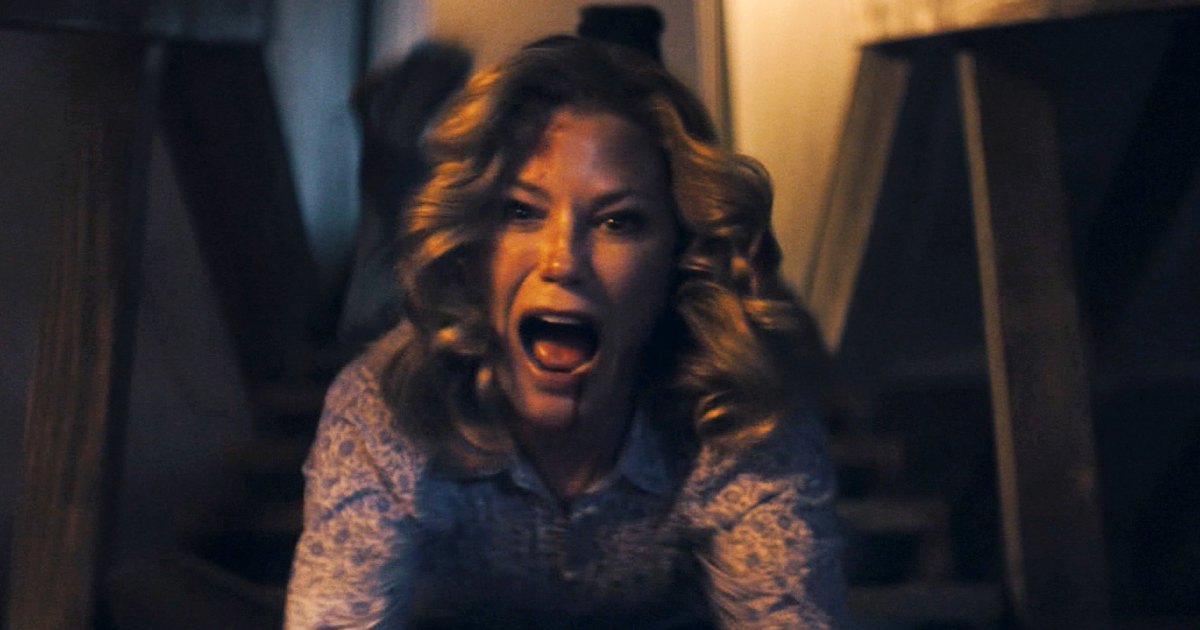 Hysteria's Chiara Aurelia has Gremlin photos of Julie Bowen's property