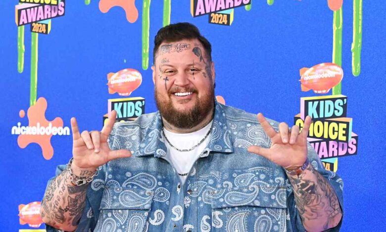 Jelly Roll reveals his ideal date night with Bunnie XO, more fun facts