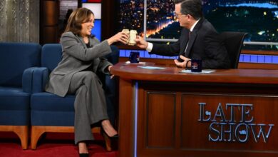 Kamala Harris drinks beer with Stephen Colbert on 'The Late Show'