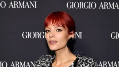 Lily Allen says she makes more money selling feet pictures than selling music