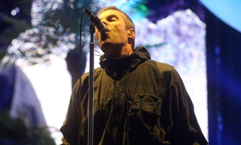 Rocker Liam Gallagher shuns drugs, cigarettes, honey and walks