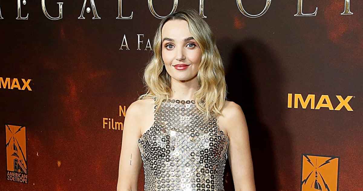 SNL's Chloe Fineman is obsessed with Swedish candy