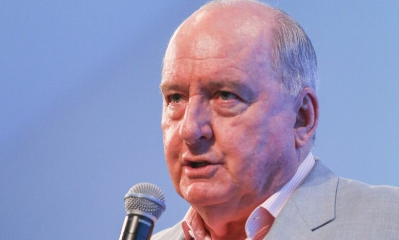 Alan Jones, Australian broadcaster, accused of sexual assault