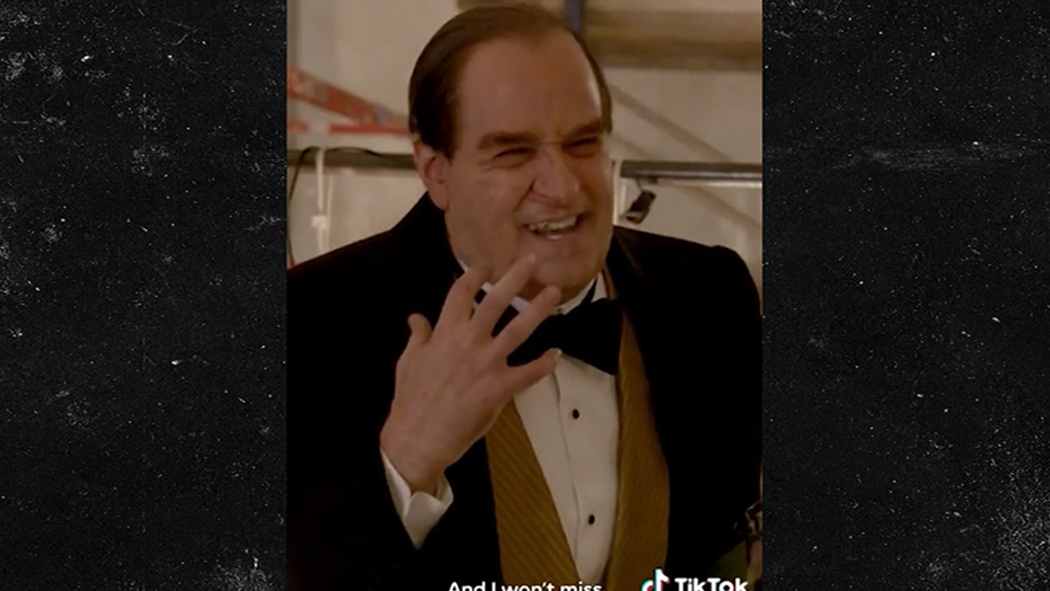 Colin Farrell switches from 'Penguin' growl to Irish accent on set, Vid shocks fans