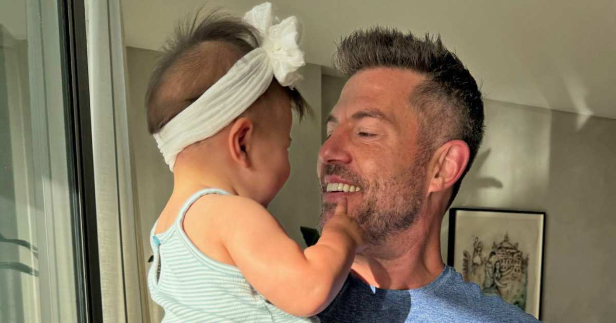 Jesse Palmer is obsessed with the same music as his little girl