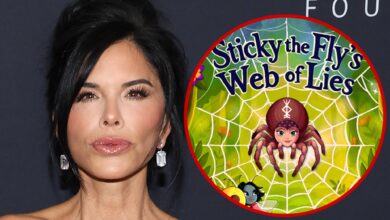 Lauren Sanchez's former yoga instructor appears to be taking a shot at her with a new book