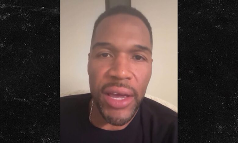 Michael Strahan Addresses National Anthem Response, I Didn't Make a Statement!