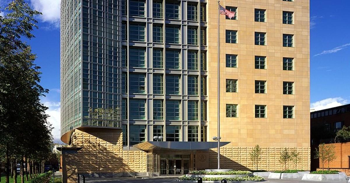 US embassy in Kiev closed due to fear of retaliation by Russian rocker