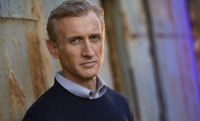 Dan Abrams is leaving the NewsNation Primetime Show