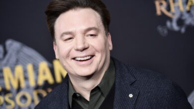 Mike Myers "had an anxiety attack" when he first joined SNL