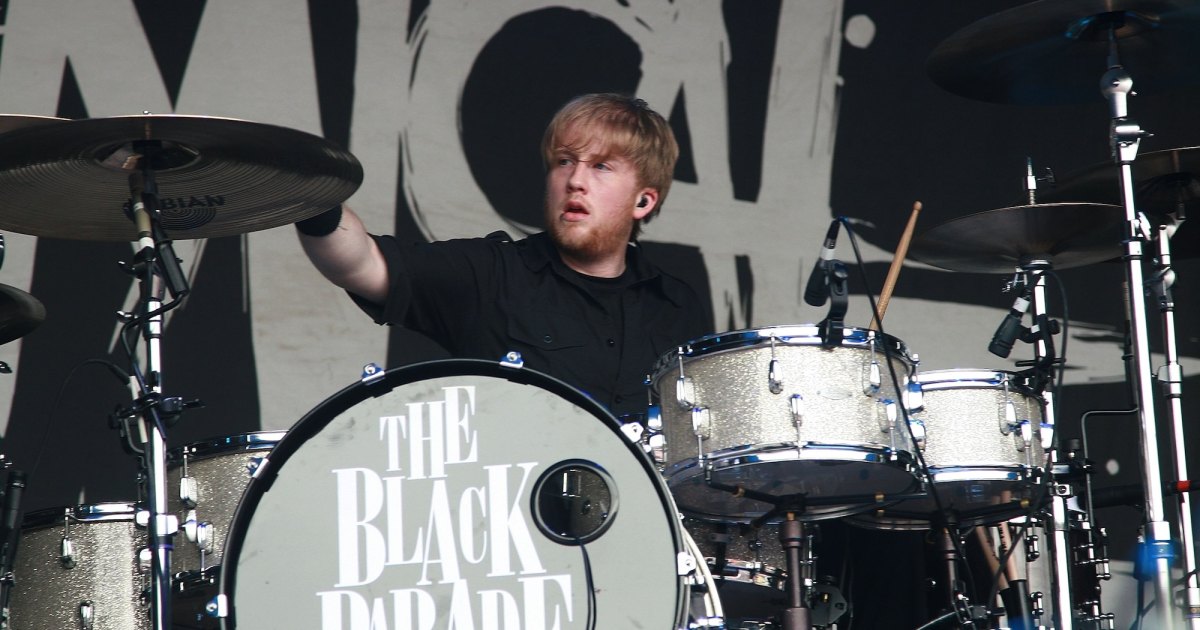 My Chemical Romance breaks the silence after the death of ex-drummer Bob Bryar