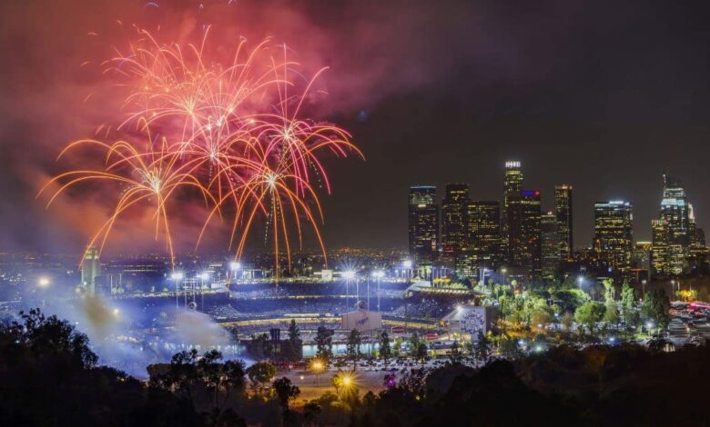 los angeles New Year's Eve 2025: Best Places & Parties