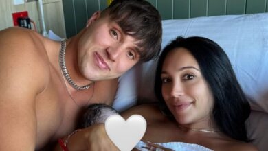 OnlyFans model Scarlet Vas gives birth to her stepbrother's baby