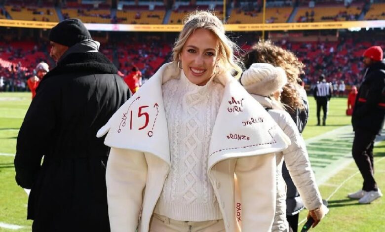 Pregnant Brittany Mahomes' Game Day jacket is a beautiful tribute to 3 children