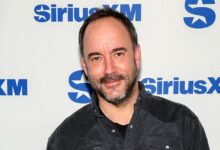 Dave Matthews falls from the Fireaid concert due to family disease