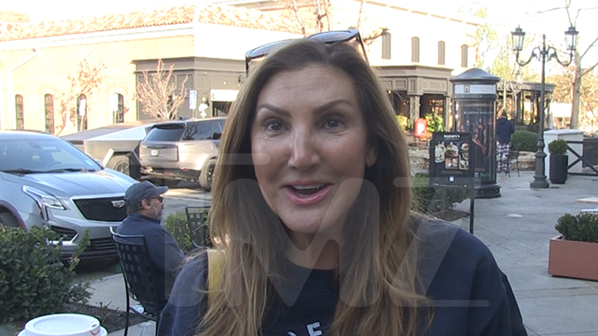 Heather McDonald thinks Ryan Reynolds is the real bully in Justin-Blake Drama