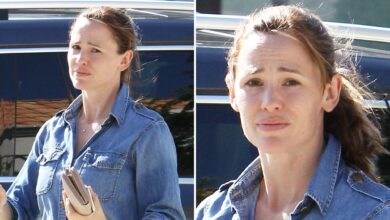 Jennifer Garner makes an emotional appearance visiting the ruins of a burned down church