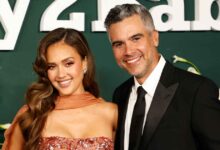 Jessica Alba said being married to Cash Warren was like being "roommates."