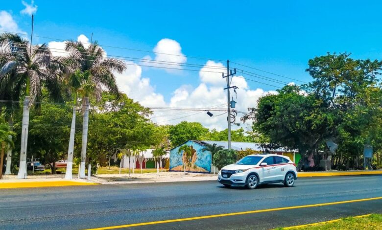 Local Officials Step In to Protect Tourists From Cancun’s Taxi Scams