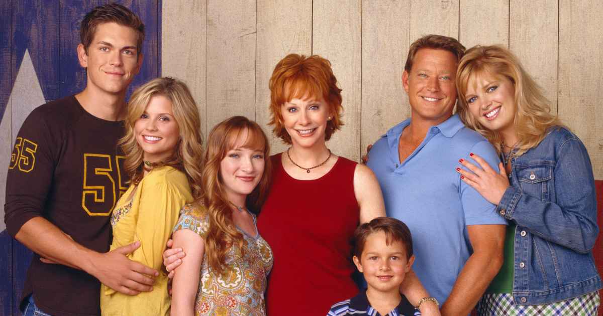 Reba Sitcom alumni who have appeared on Reba McEntire's Happy's Place