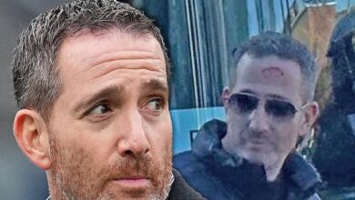 Eagles GM Howie Roseman Blinded at Super Bowl Parade after beer can chase