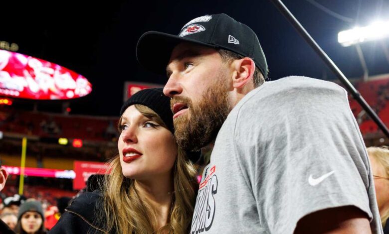 How Taylor Swift 'supports' Travis Kelce after the loss of Super Bowl: Exc.