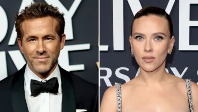 Ryan Reynolds, Scarlett Johansson and more exes at SNL 50 Birthday