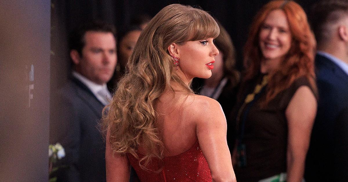 Taylor Swift's popularity 'in free fall in the midst of super bowl angry'