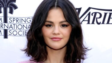 White house explosions Selena Gomez for crying for deportations