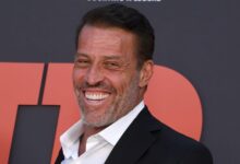 Why Tony Robbins made a fast pact with Paramount Global