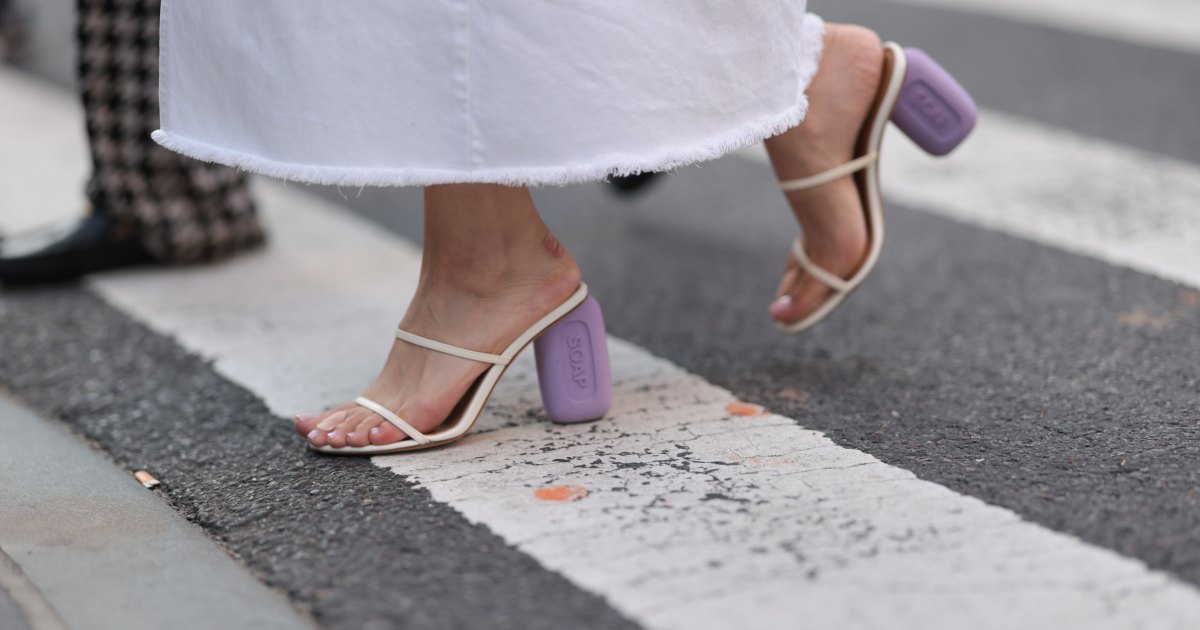 Get ready for spring holiday with 11 stylish shoes at Zappos