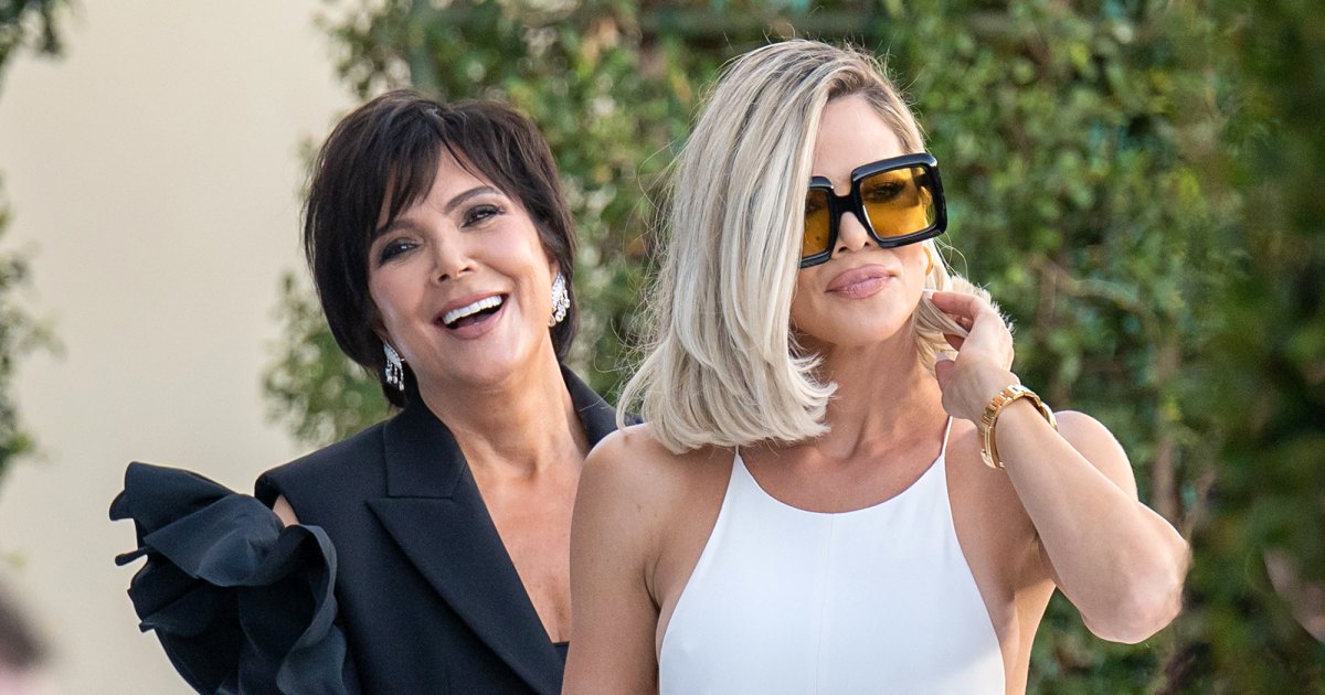 Khloe Kardashian remembers that he was hiding under the bed while Kris Jenner had sex