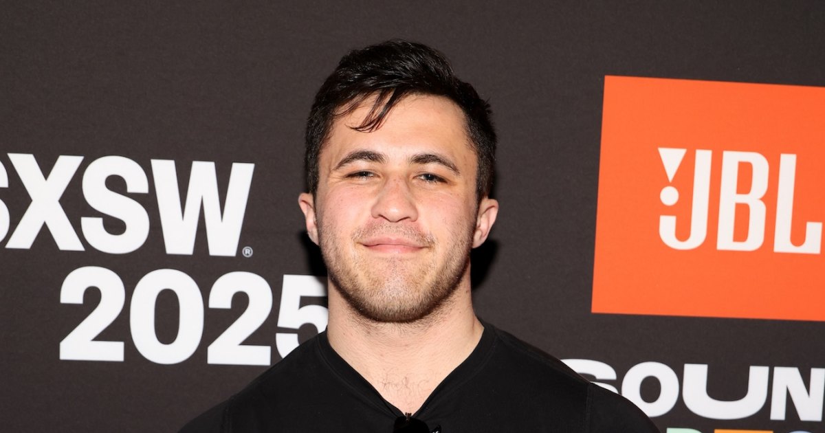 Chris Olsen responds to Patrick Johnson's Fake Swiftie