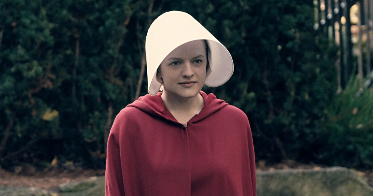Elisabeth Moss says that Handmaid's Tale Crew member wants her underwear
