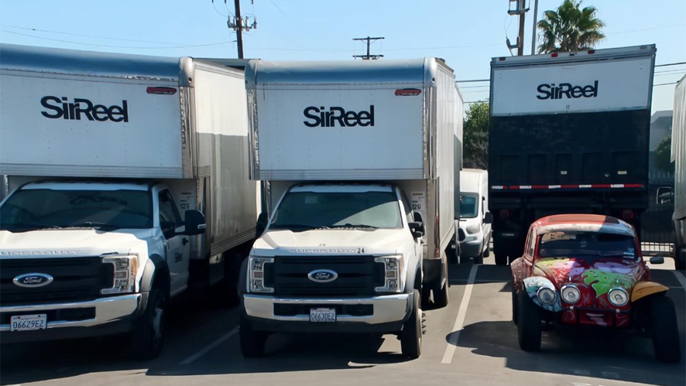 Film employees to gather to support the tax stimulus of California