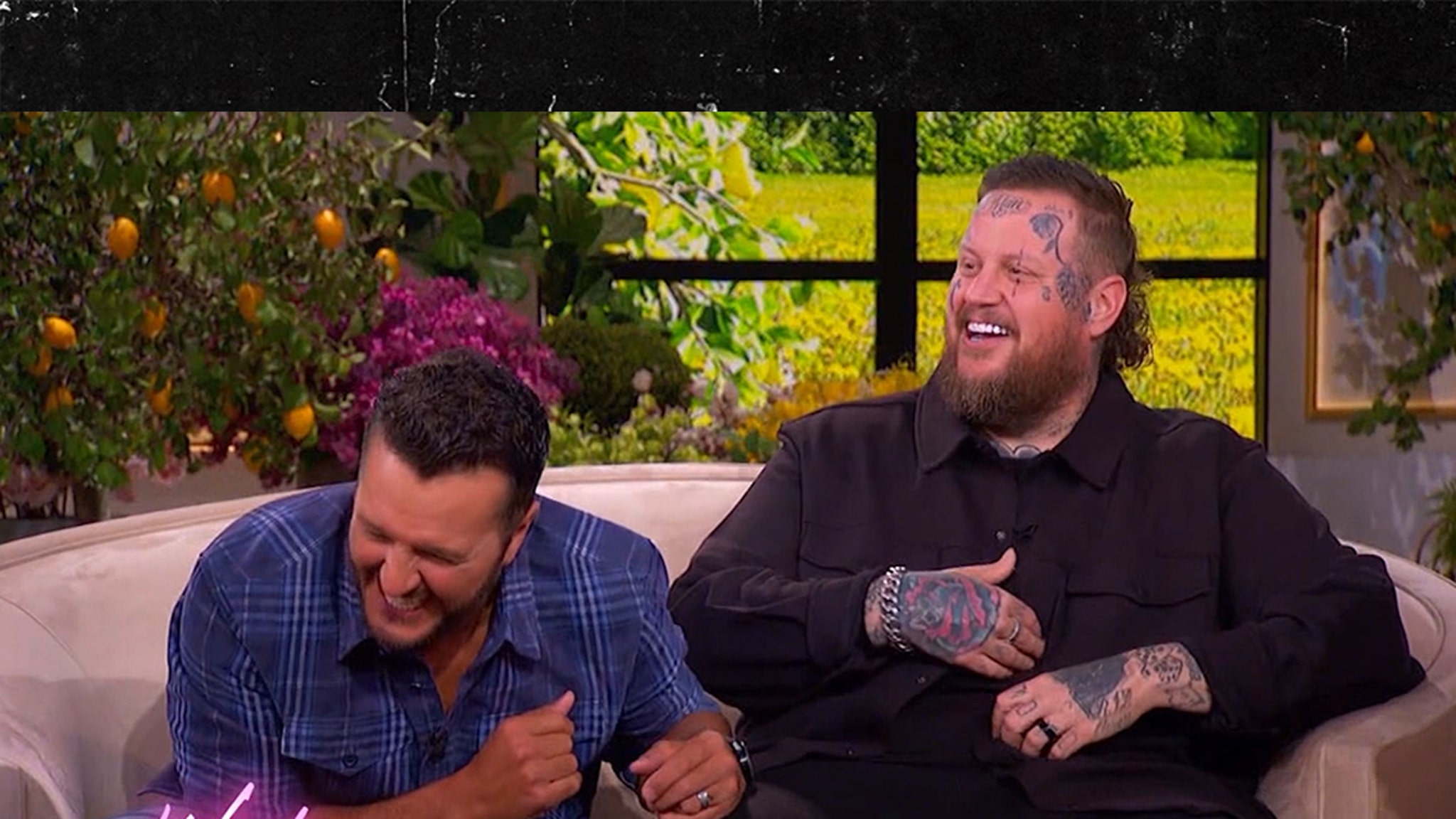 Jelly Roll says he once pooped his pants on stage